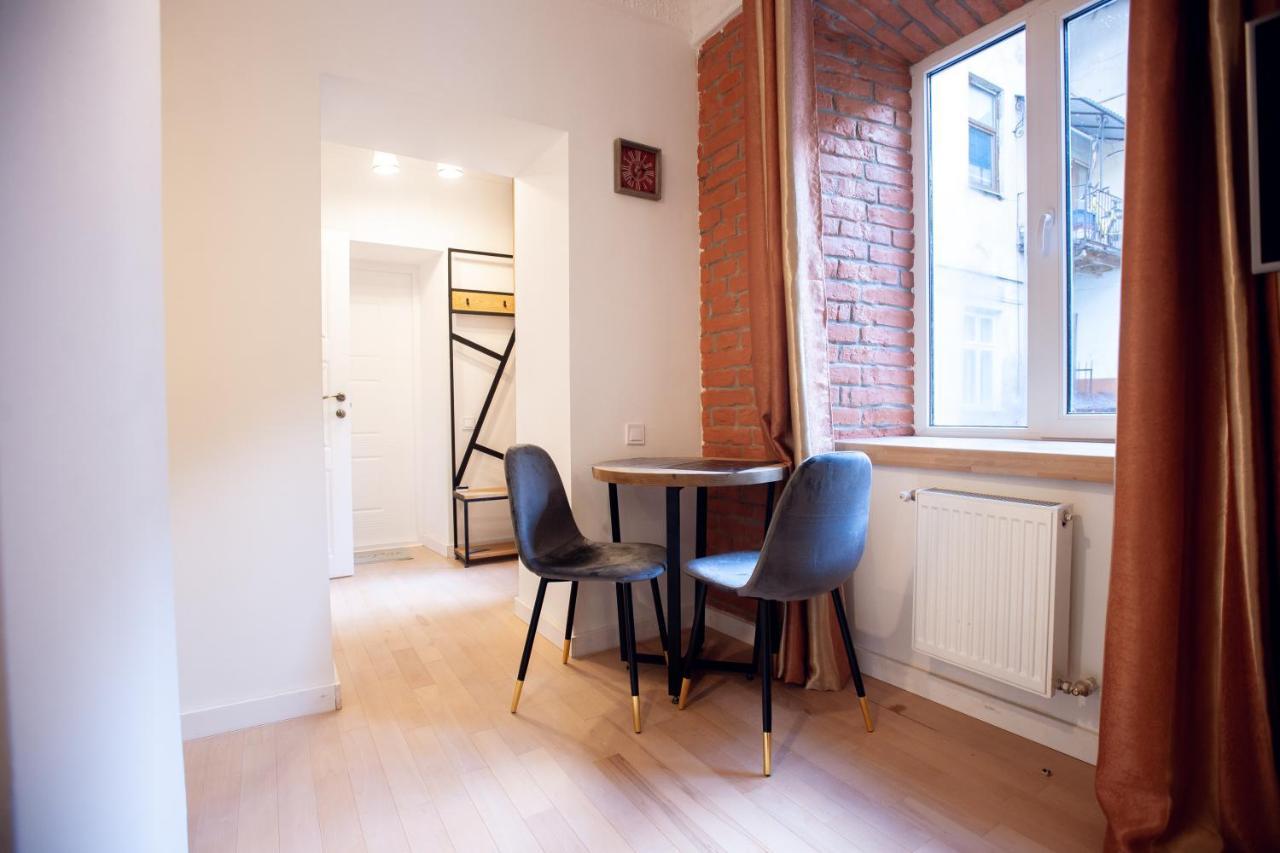Neue Gasse Lviv Apartments Εξωτερικό φωτογραφία